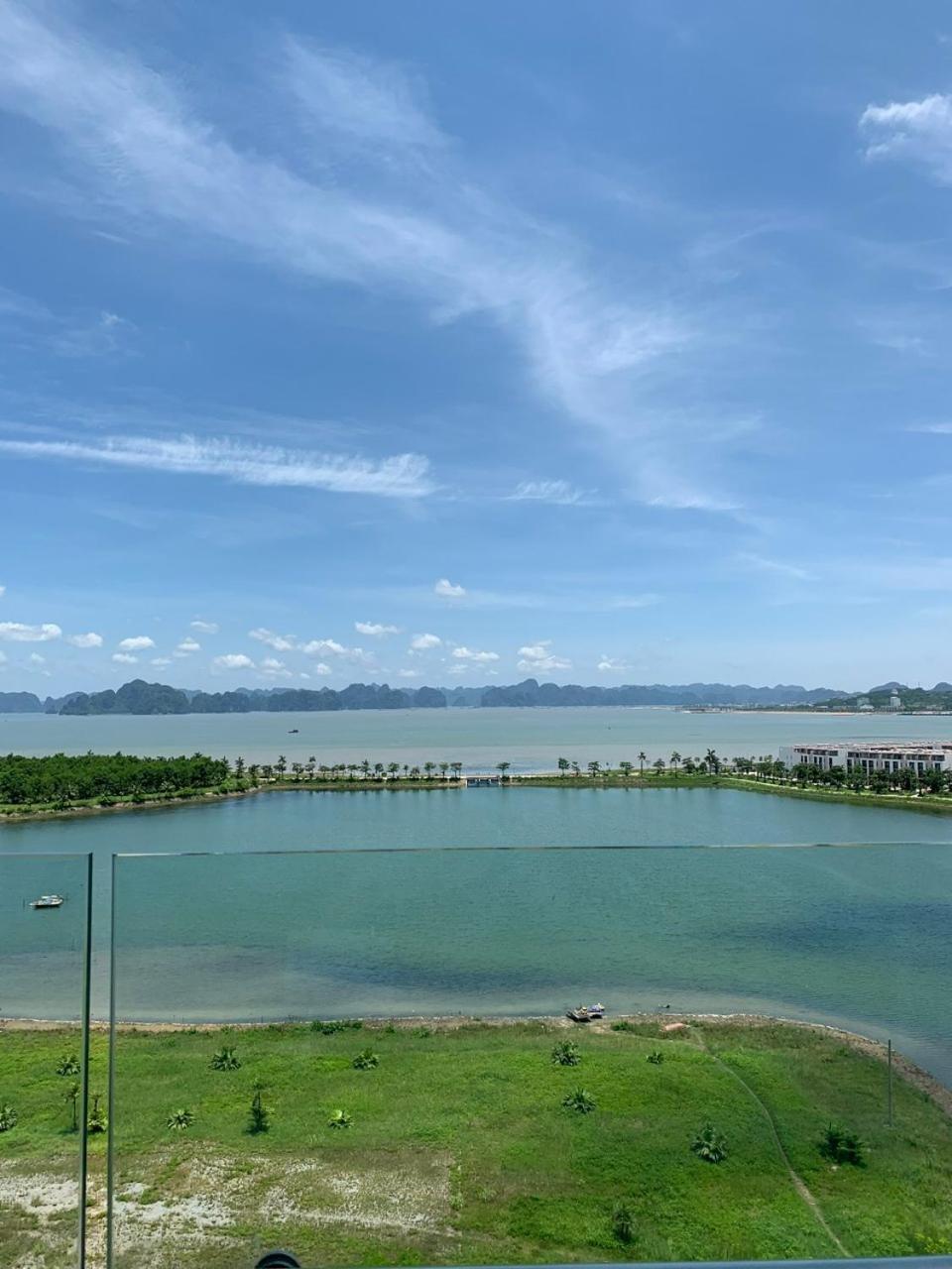 Sunday Premium Apartment 下龍 外观 照片