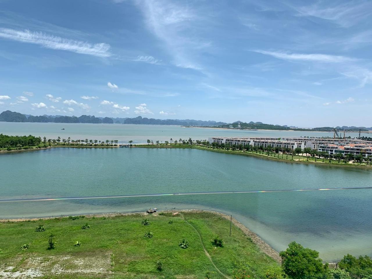 Sunday Premium Apartment 下龍 外观 照片
